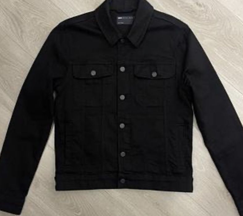 Джинсова куртка Asos Design.