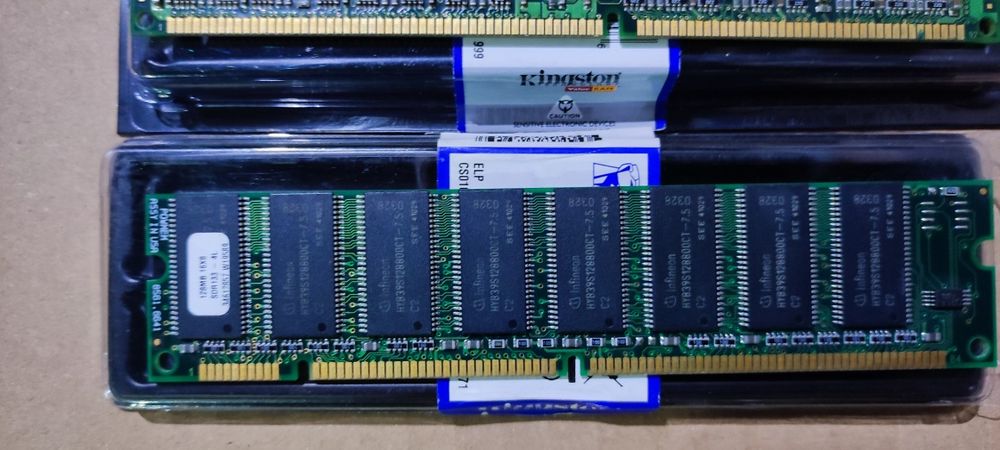 Sprzedam pamięci do komputera