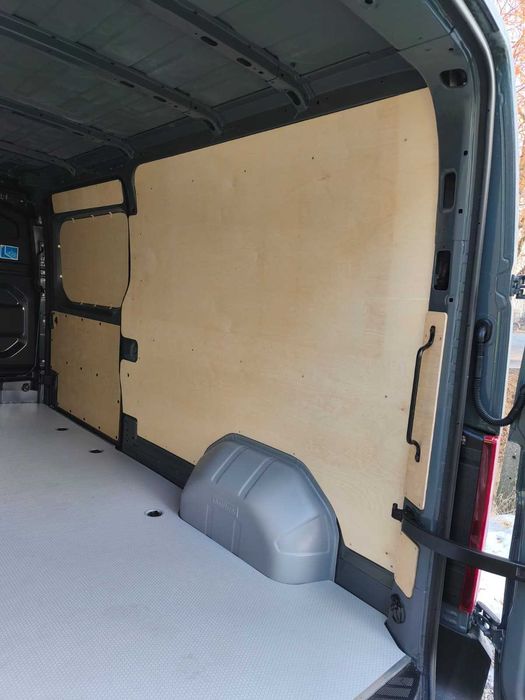 Zabudowa z laminatu do samochodu dostawczego NOWY RENAULT Master L3H2