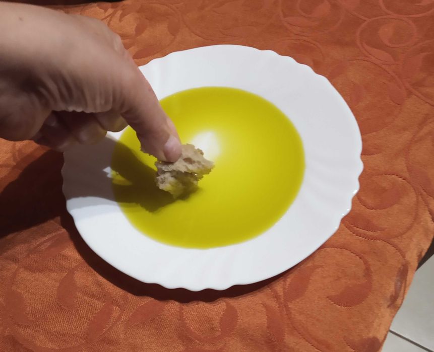 Azeite biológico - azeitona galega [7€/Litro] - Ano de colheita 2025