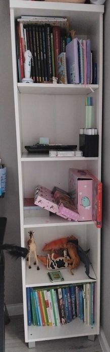 Sprzedam biały słupek z półkami