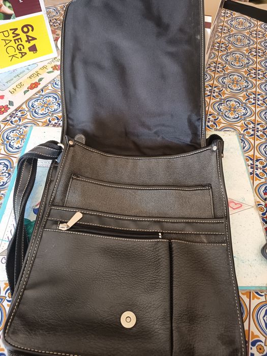 Bolsa de couro preta