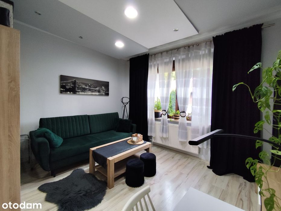 Dom piętrowy (bliźniak) 115 m2 + pow. piwnic na działce 265 m2, garaż