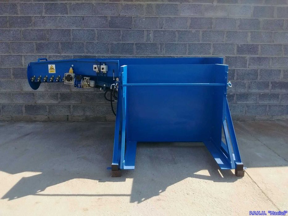 Nowa wywrotnica skrzyniopalet W-700 - producent