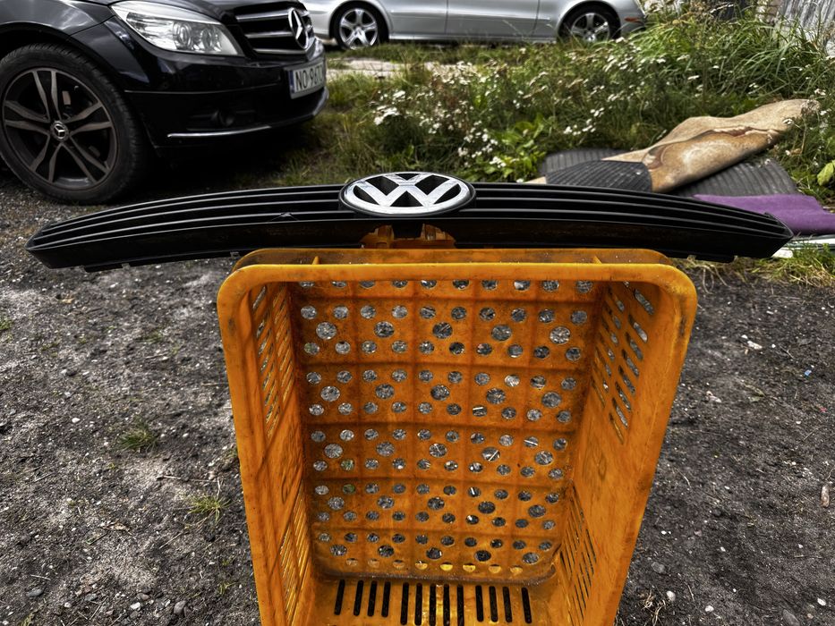 Grill /Atrapa VW Passat B5 ORI + GratiS