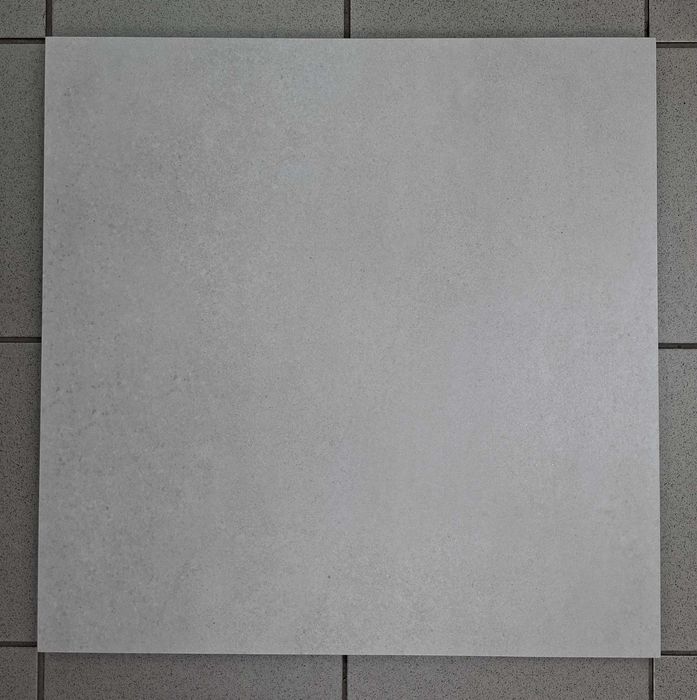 Jasno szary gres podłogowy Opal White 60X60 Gat. 2