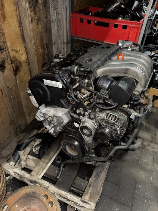 Двигун 2.0 FSI AXW двигатель BLX мотор 2.0 фсі блок