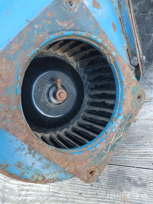 Дуйка. 12 вольт электродвигатель. Для охлаждения или обогрева авто