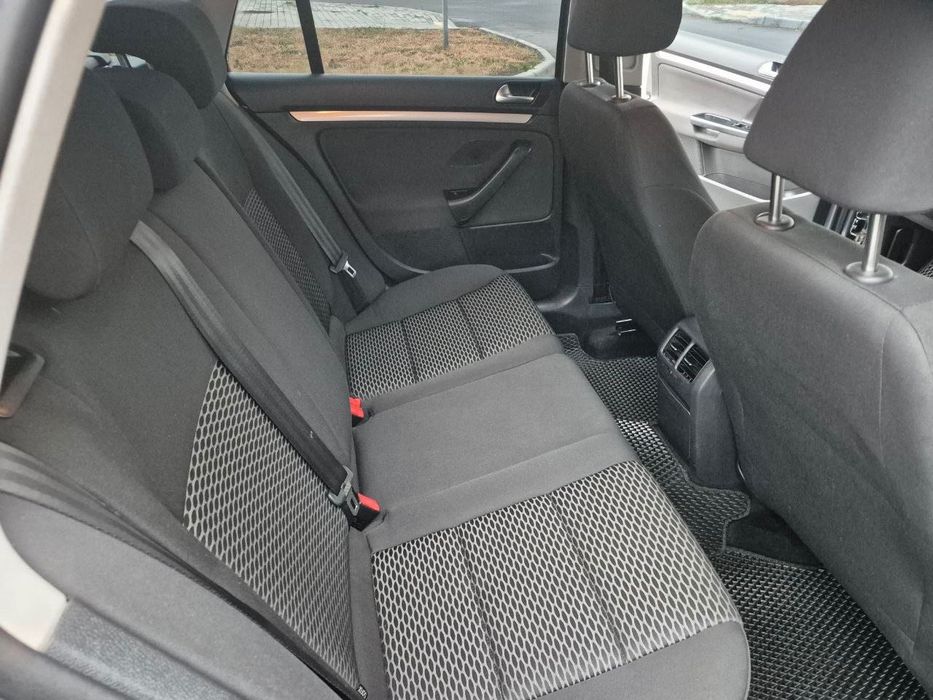 Продам автомобільVW golf 6 2010 рік