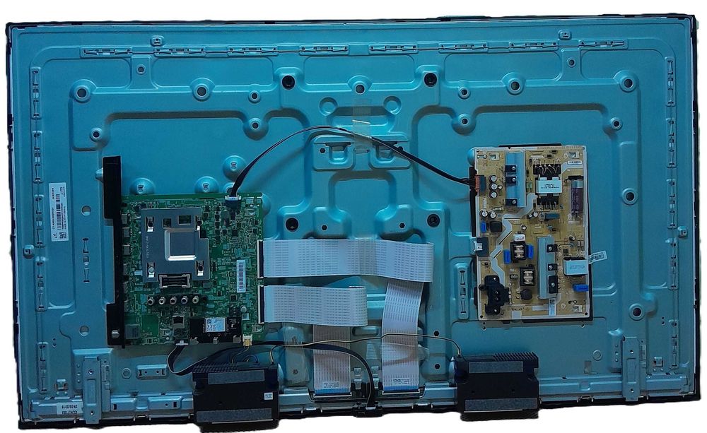 Televisão Samsung UE43RU7025K Vendo as peças