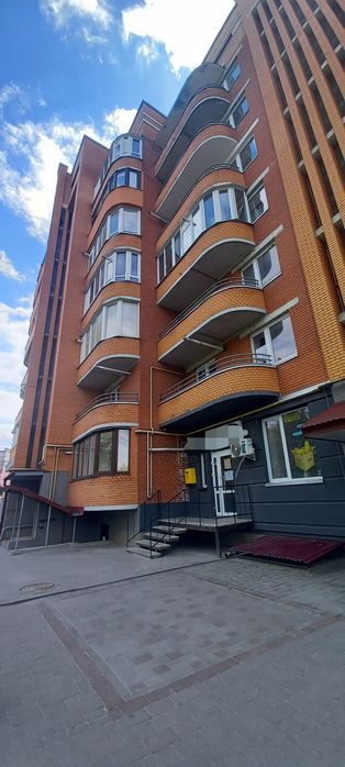 Продаж комерційного приміщення пр.С.Бандери