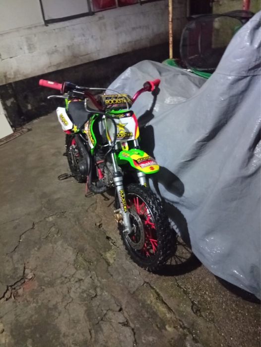 Vendo pitbike  usada 125cc semi automatica
