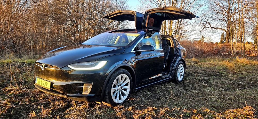 Tesla Model X Tesla Model X 100D - 6 siedzeń, niski przebieg, stan bardzo dobry