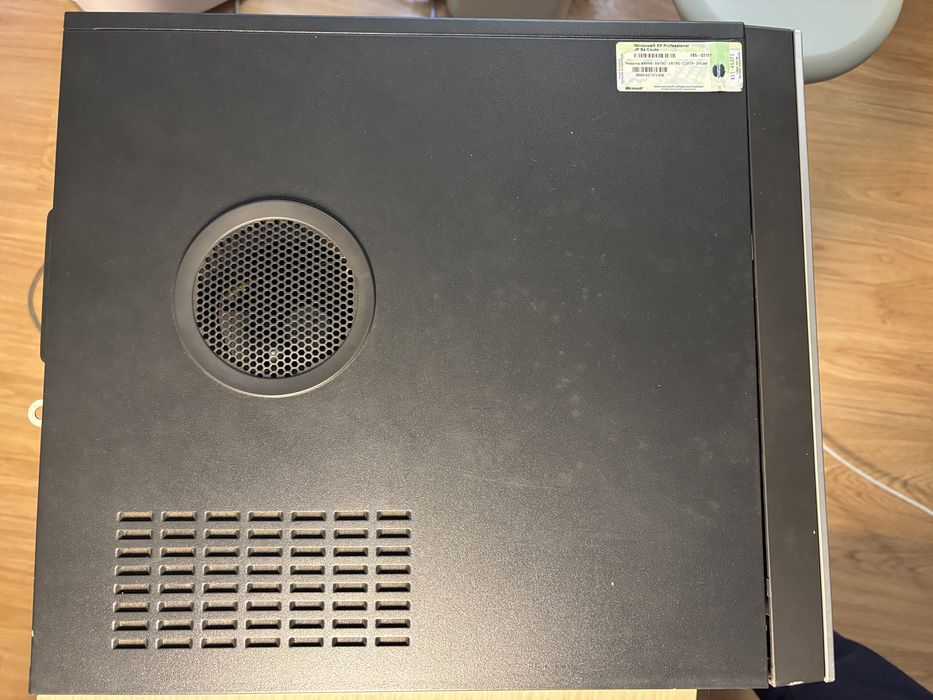 Caixa PC com fonte