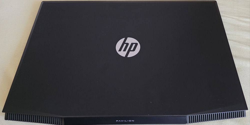 HP Pavilion Gaming 15 na części