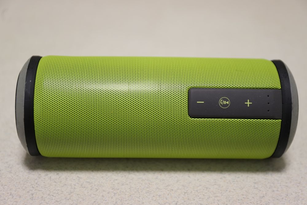 Swiss+one BX 400 блютуз колонка