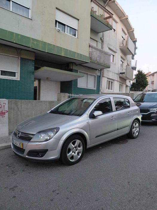 Opel Astra 1.3 Ctdi - Oportunidade usado em bom estado — photo 3