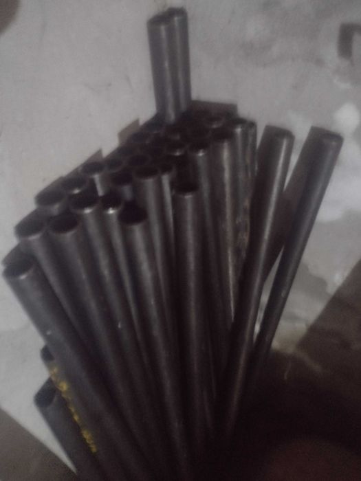 Tubos metal, tamanhos diversos