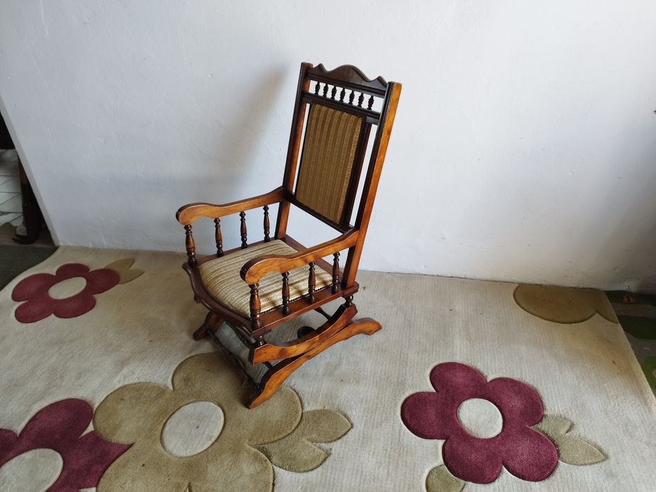 Amerykański fotel bujany Antyk początek XX wiek