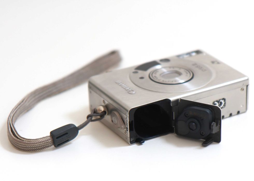 Canon Ixus II máquina fotográfica analógica vintage (de rolo)