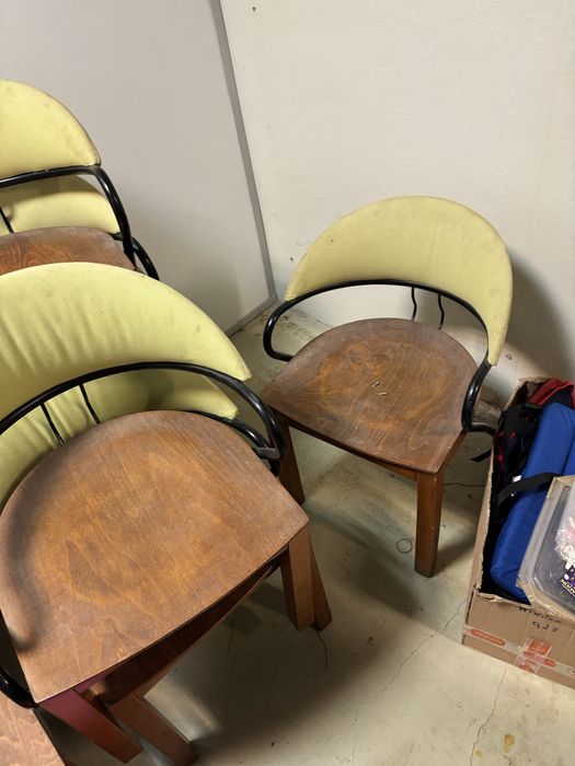Cadeiras usadas