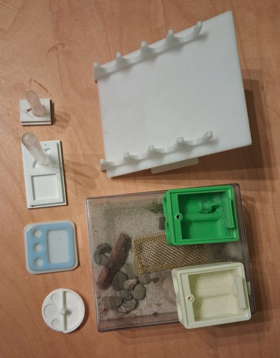 Akcesoria dla mrówek