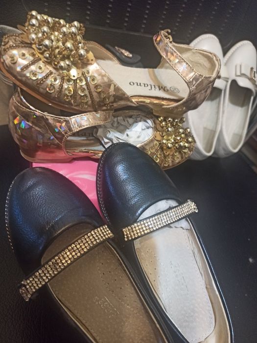 Туфельки для девочки