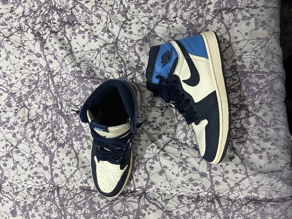 Jordan 1 “Obsidian”