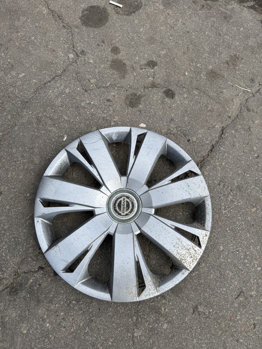 Продам компелкт зимней резины + диски 215/65/16 Lassa Iceways.