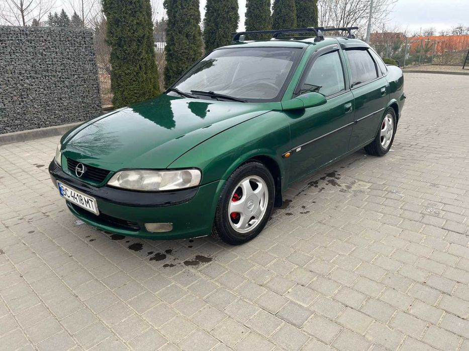 Опель Вектра Бензин \Газ