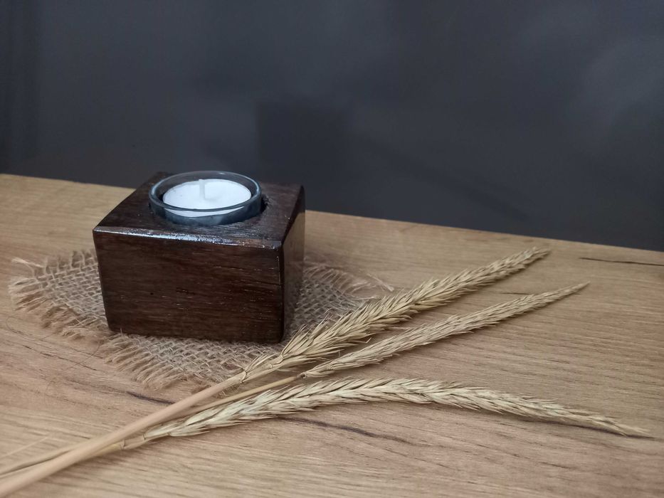 Підсвічник з дерева(дуб)