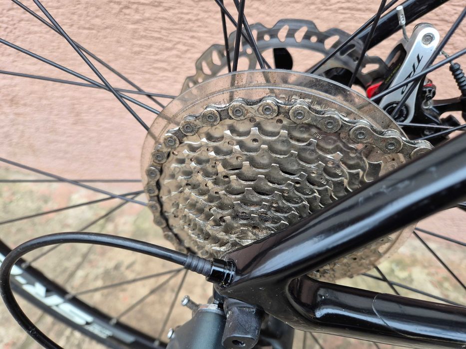 Rower szosowy full carbon Giant Defy Advanced disc, Shimano Tiagra