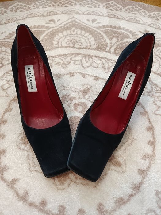 Buty na obcasie szerokim