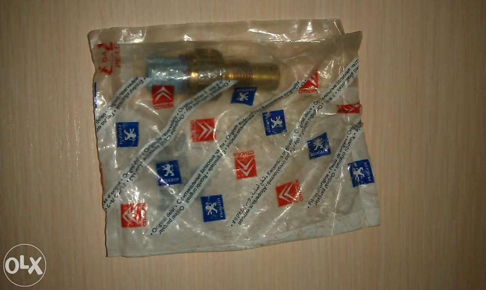 Датчик температуры CITROEN/PEUGEOT 0242.83