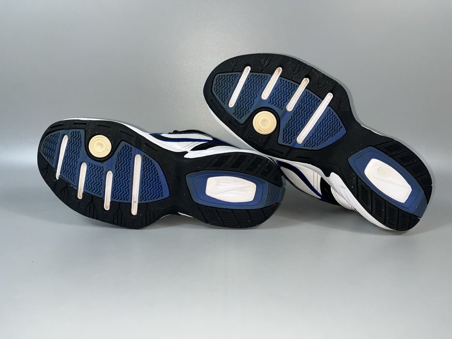 Кросівки Nike Monarch 38.5 розмір (по устілці 24 см)