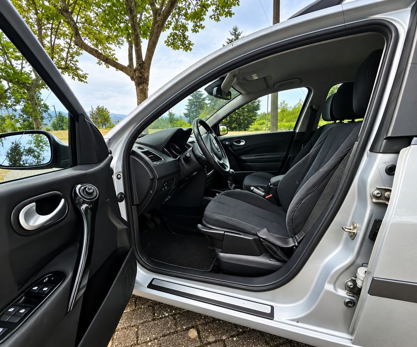 Vendo Renault Mégane Grand Tour foto 4