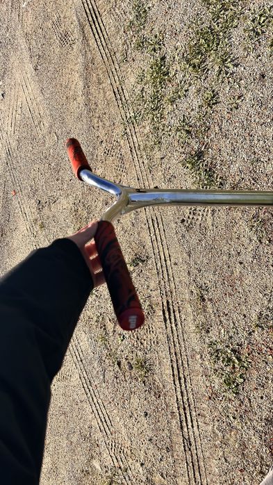 Vendo esta trotinete de freestyle (ler a descrição)