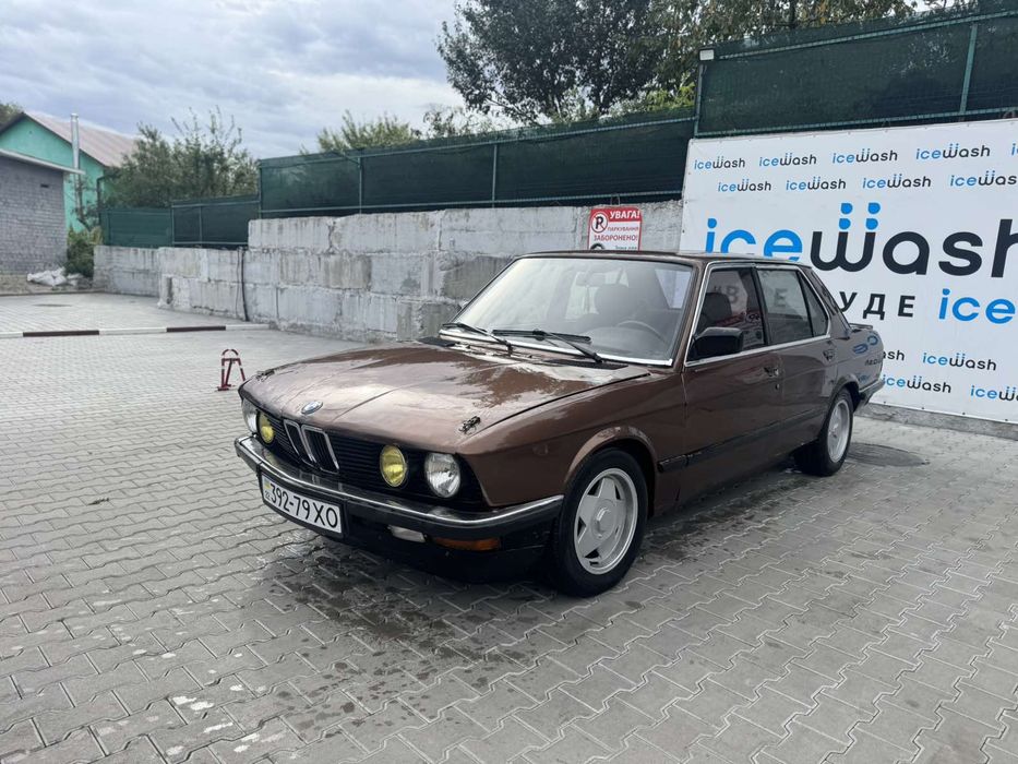 Продам BMW 518  M30b28 1984,2.8 газ/бензин