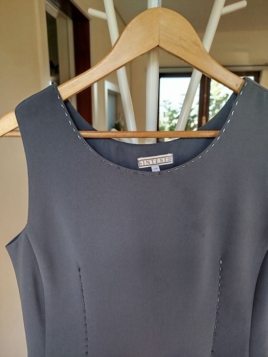 Vendo conjunto de calças casaco e top