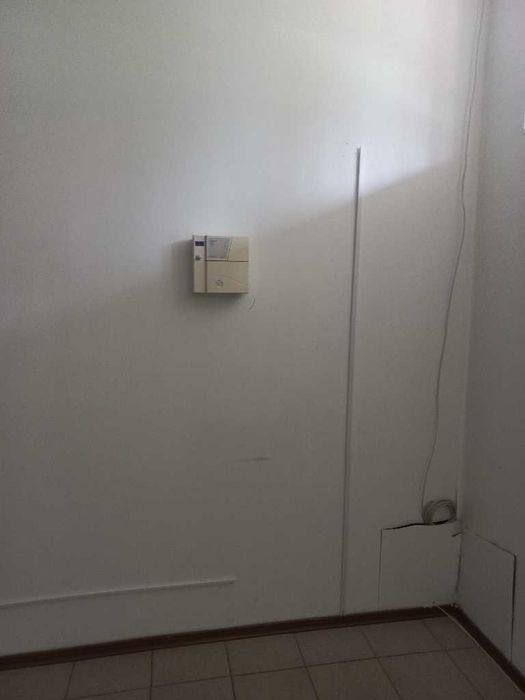 Продается офисное помещение на ул. Парусная