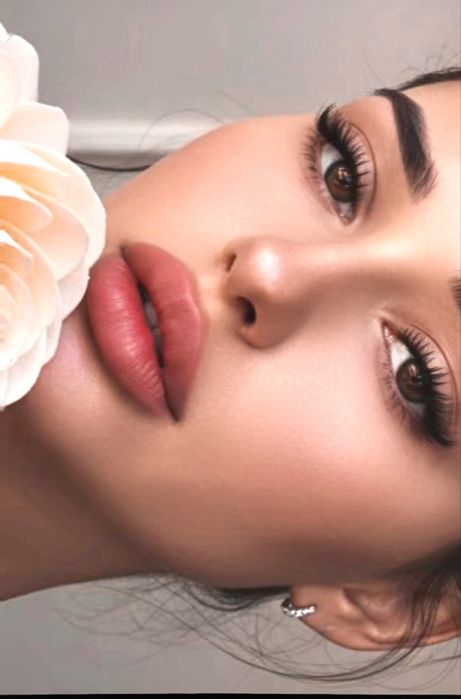 Професійне нарощування вій | Натурально та красиво