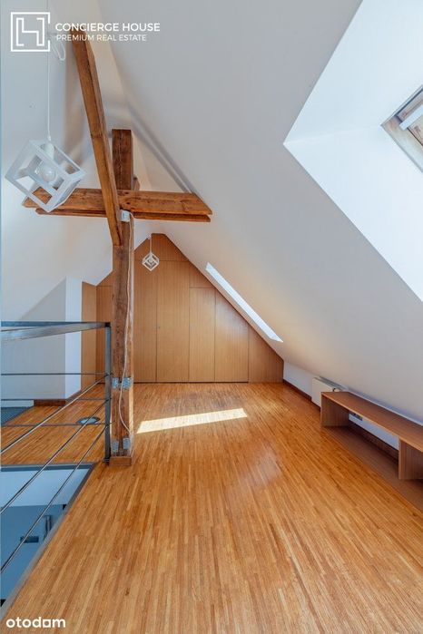 Wyjątkowy loft przy metrze Racławicka - poddasze