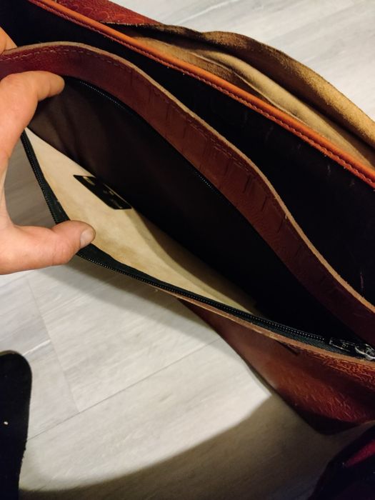 Кожанная мужская сумка