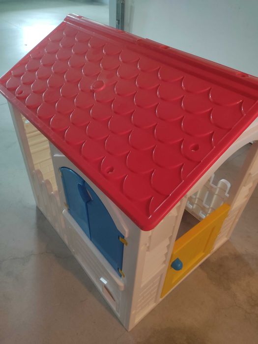 Casa infantil de jardim CHICOS