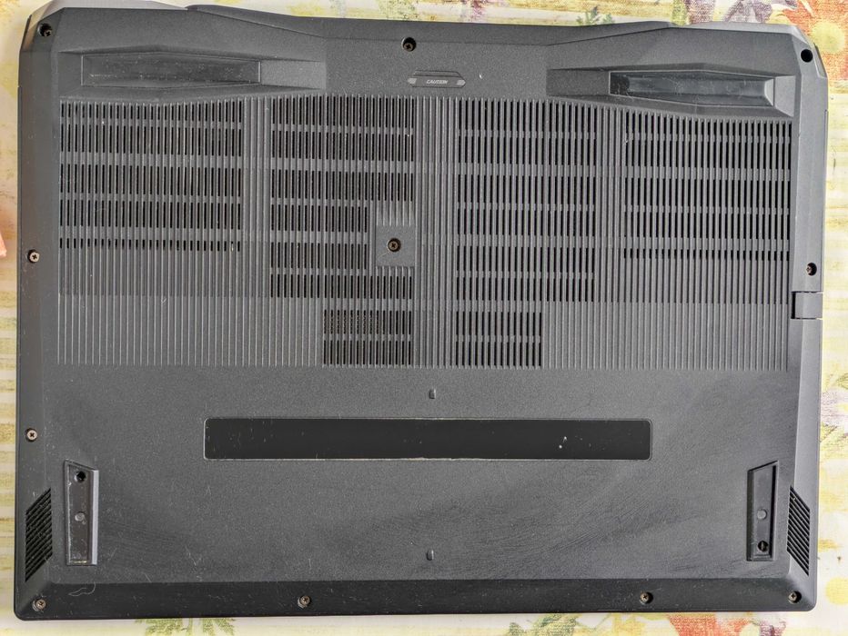 Acer Nitro 17 QHD 165Hz Ryzen 7 7840HS | RTX 4060 | 32GB RAM | 3TB SSD