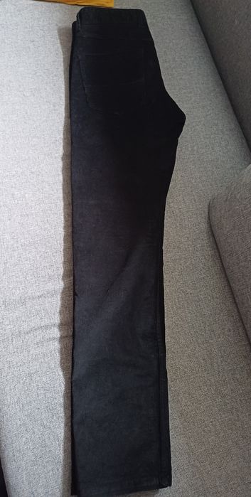 Męskie spodnie sztruksy