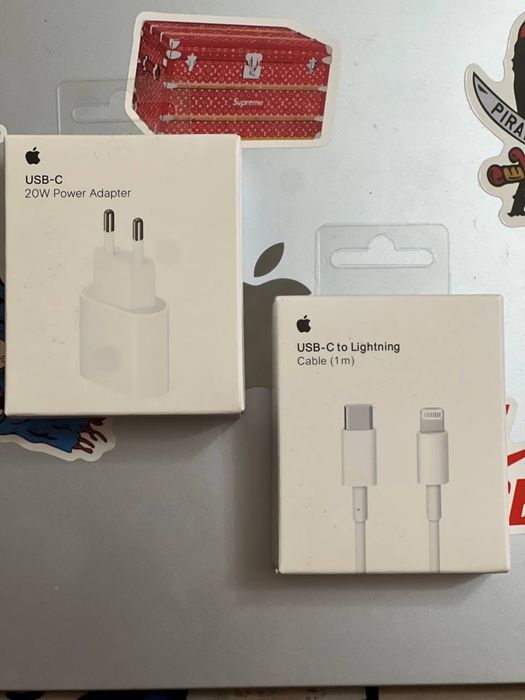 Зарядка  комплект блок iPhone + кабель Apple 20W Оригинальный