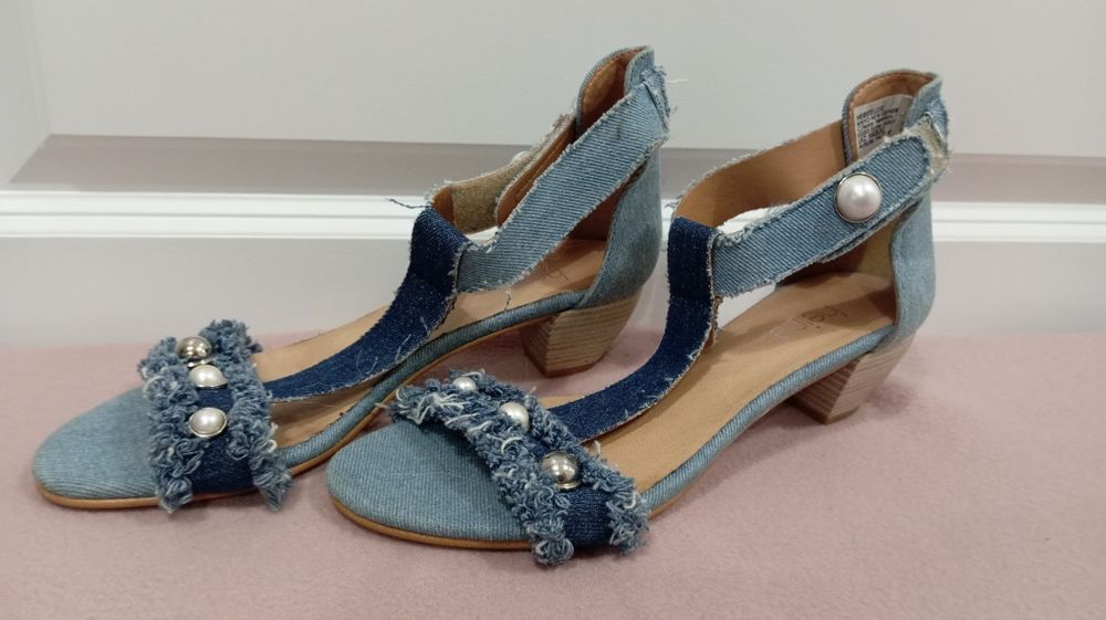 Mega paka butów (zestaw butów)