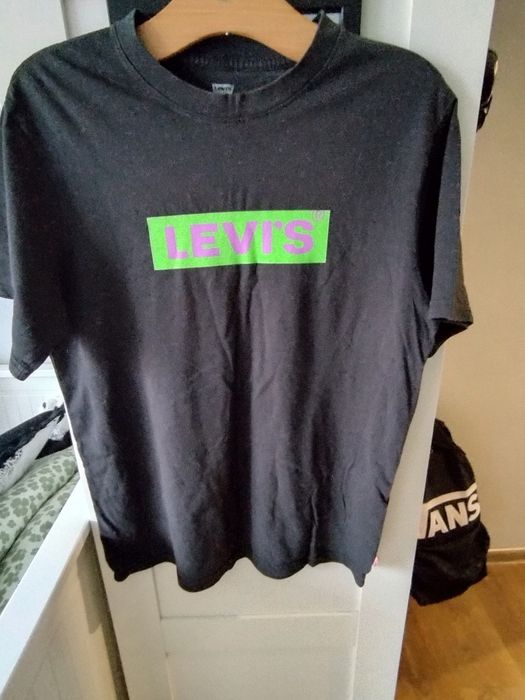 Tshirt. Levi's roz.S