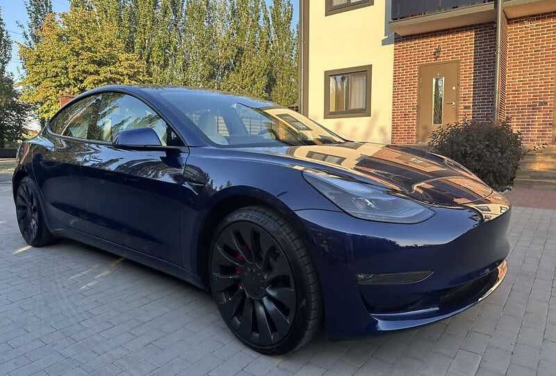 Tesla Model 3 2023
